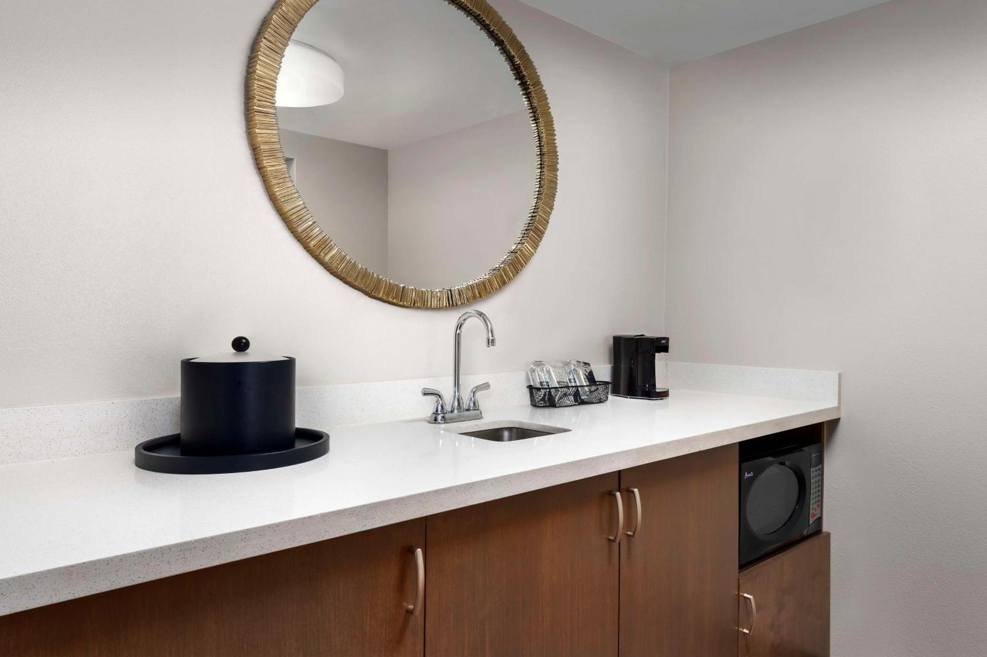 Hampton Inn & Suites At Lake Mary Colonial Townpark Extérieur photo