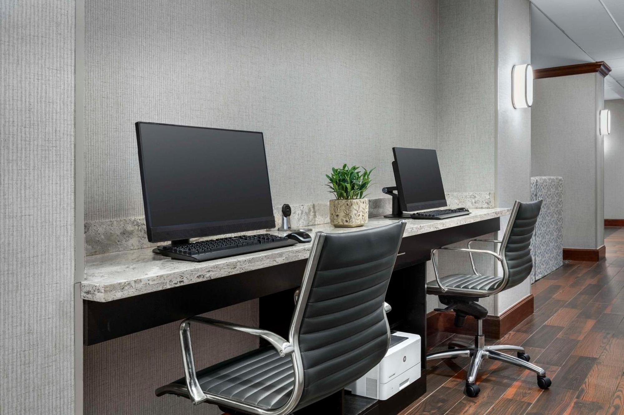 Hampton Inn & Suites At Lake Mary Colonial Townpark Extérieur photo